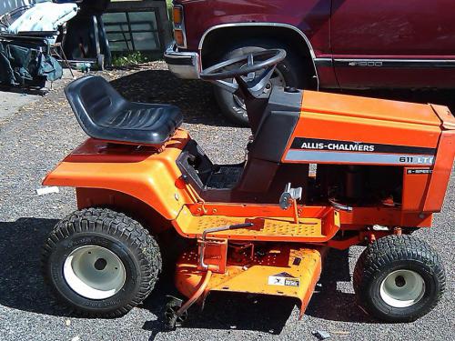 Allis Chalmers lawn tractors 611