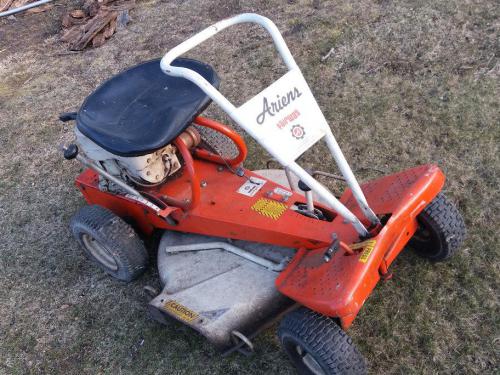 Ariens lawn tractors Fairway 5