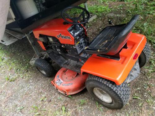 Ariens lawn tractors RM1030