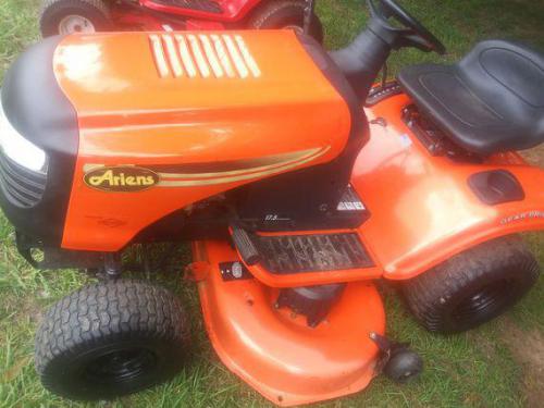 Ariens lawn tractors RM1130