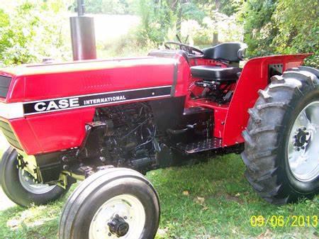 CaseIH 395