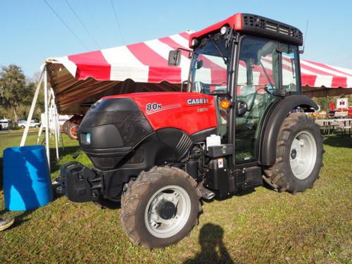 CaseIH Farmall 80N