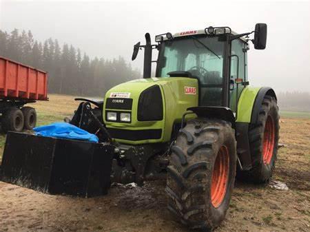 Claas 826