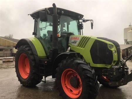 Claas Arion 520