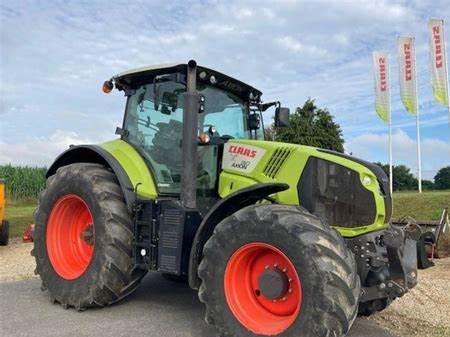 Claas Axion 810