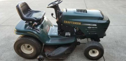 Craftsman lawn tractors E225