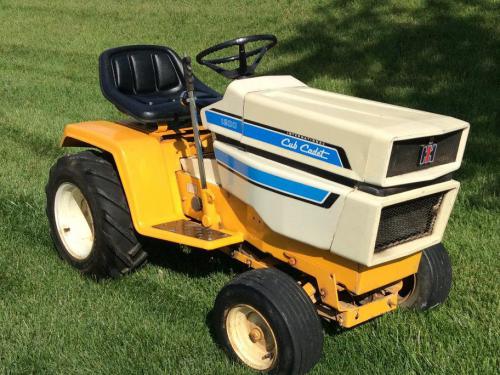 Cub Cadet lawn tractors 1200