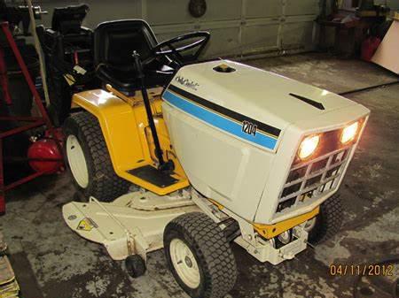 Cub Cadet lawn tractors 1204