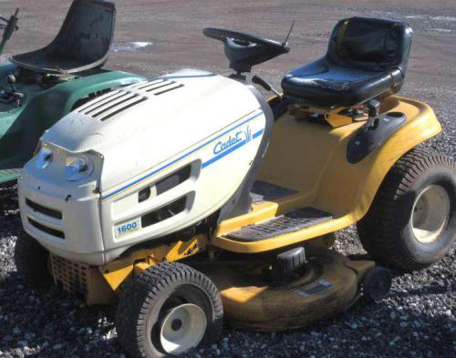 Cub Cadet lawn tractors 1600