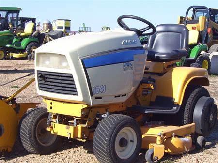 Cub Cadet lawn tractors 1641