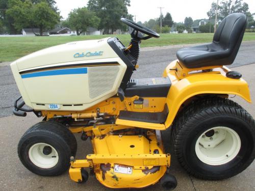 Cub Cadet lawn tractors 2284