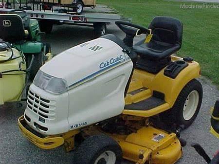 Cub Cadet lawn tractors 3165