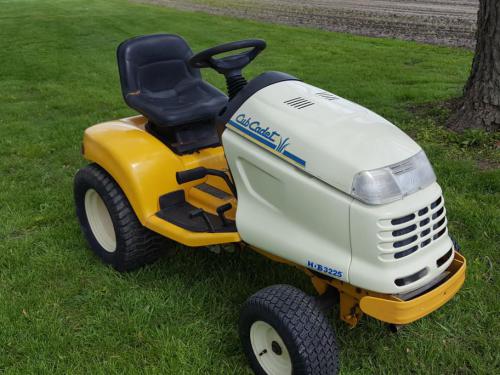 Cub Cadet lawn tractors 3225