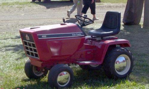 Cub Cadet lawn tractors 482