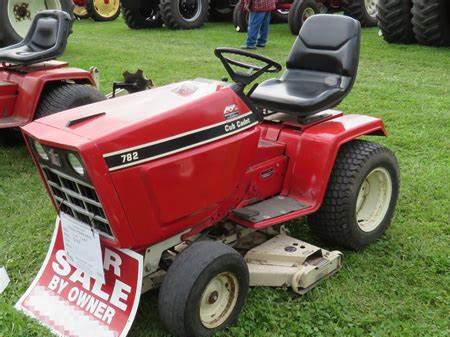 Cub Cadet lawn tractors 782