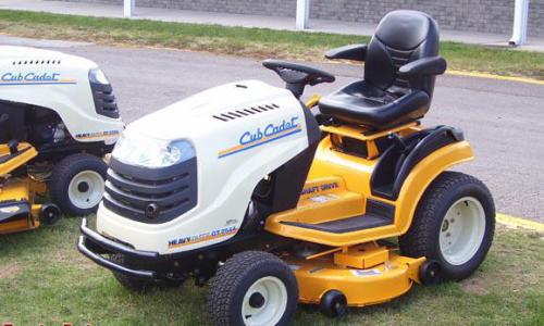 Cub Cadet lawn tractors GT 2544