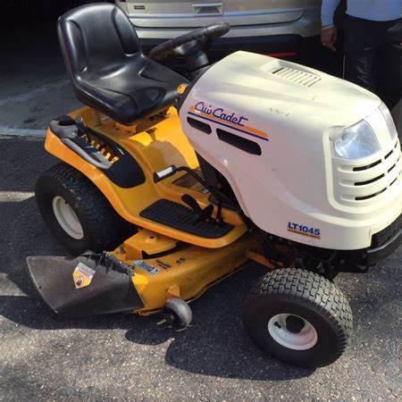 Cub Cadet lawn tractors LT1045