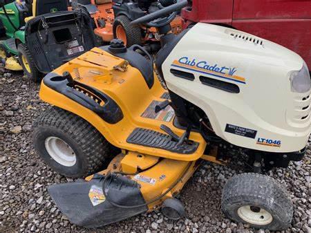 Cub Cadet lawn tractors LT1046