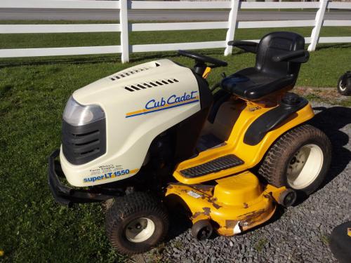 Cub Cadet lawn tractors SLT1550