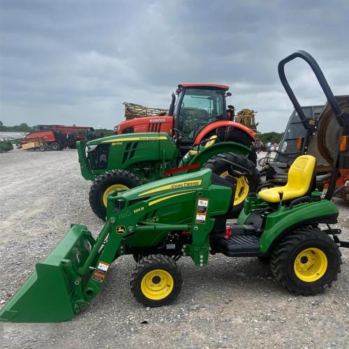 Deere 1023E