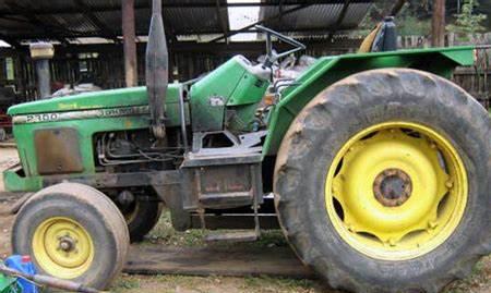 Deere 2300