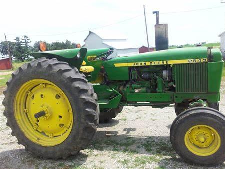 Deere 2640