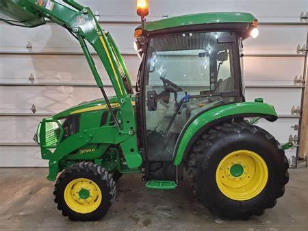 Deere 3039R