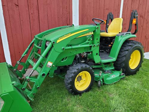 Deere 3120