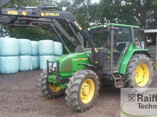 Deere 3210