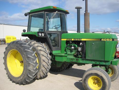 Deere 4050