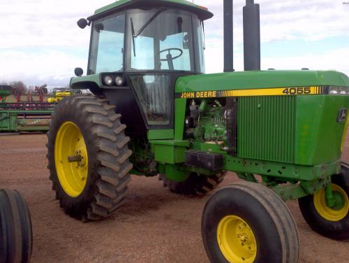 Deere 4055