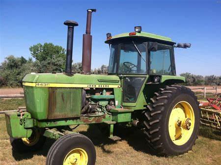 Deere 4430