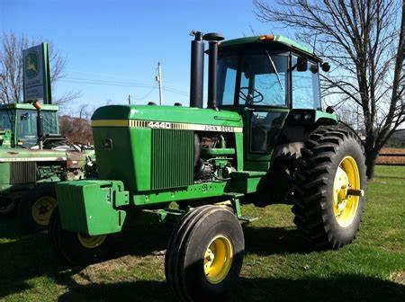 Deere 4440