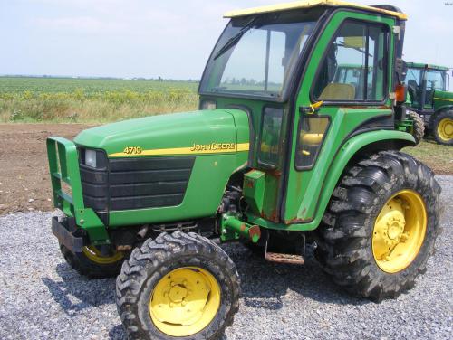 Deere 4710