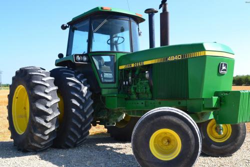 Deere 4840