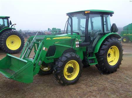 Deere 5083E