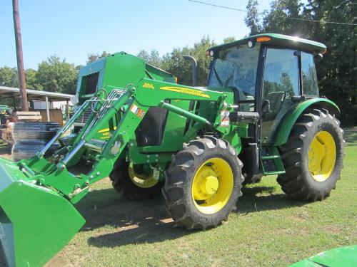 Deere 5100E