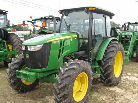 Deere 5100M