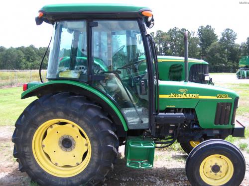 Deere 5320