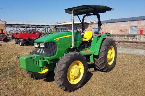 Deere 5725