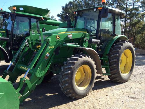 Deere 6130D