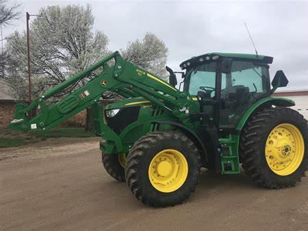 Deere 6145R