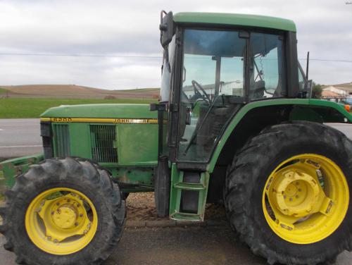 Deere 6200