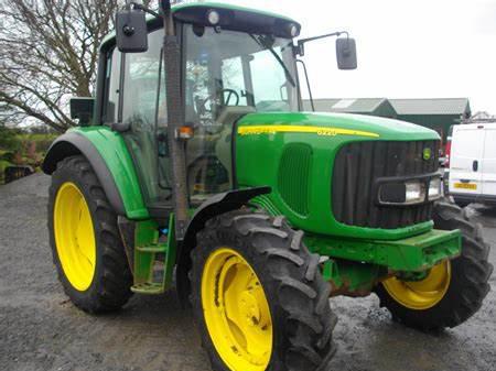 Deere 6220