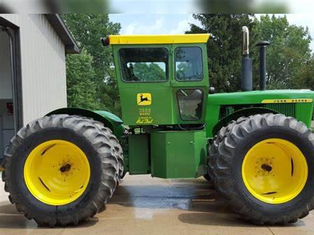 Deere 7020