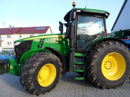 Deere 7260R