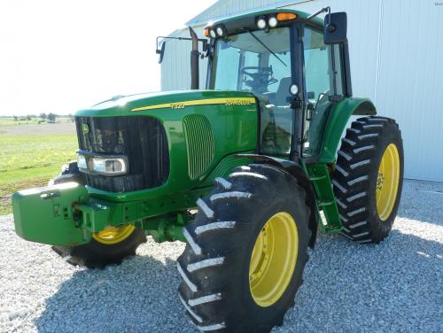 Deere 7320