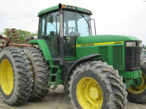 Deere 7810