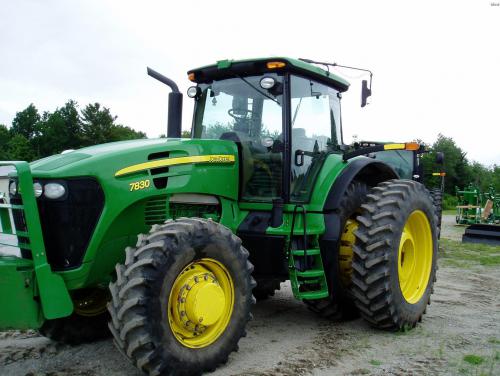 Deere 7830