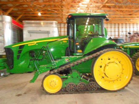 Deere 8230T